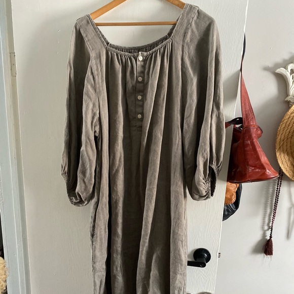 Rudy Jude Dresses & Skirts - Rudy Jude Debbie maxi dress linen M like new Beach Clay